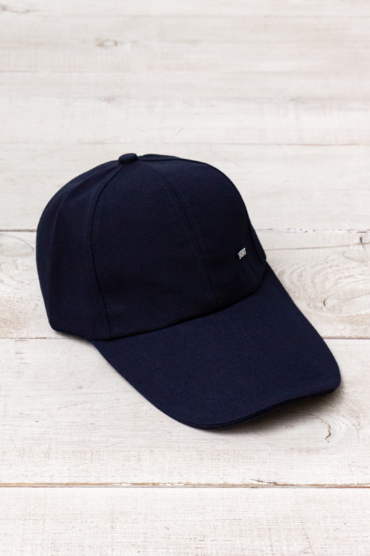 Кепка чоловіча